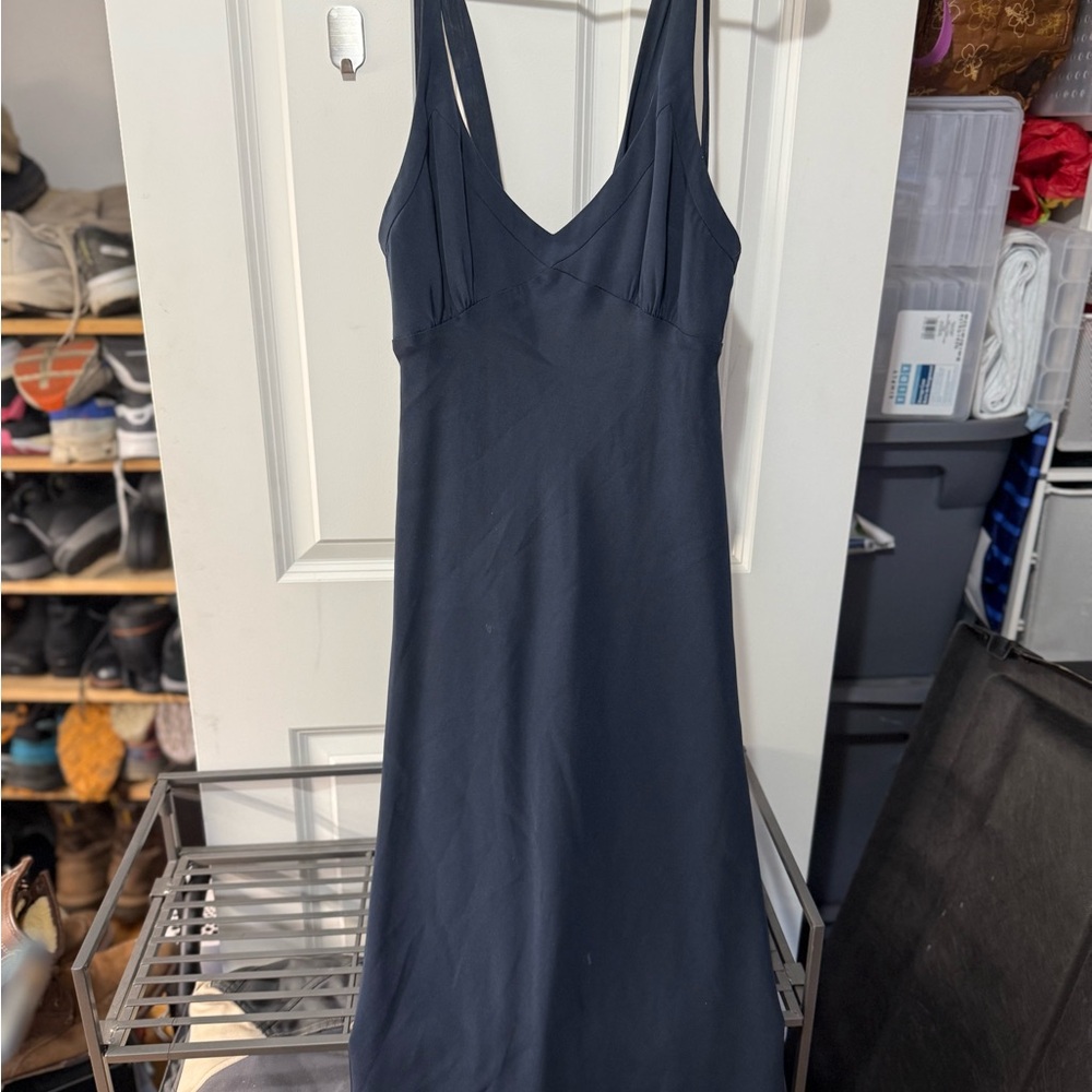 Elegant Navy Sleeveless Dress